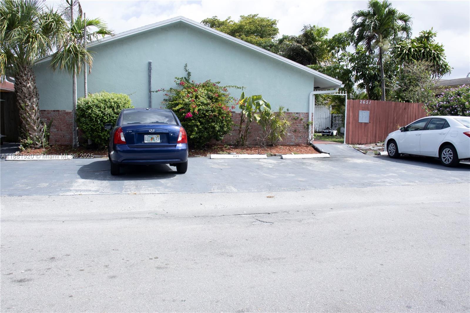 RIVERLAND VILLAGE PARK - Residential Income