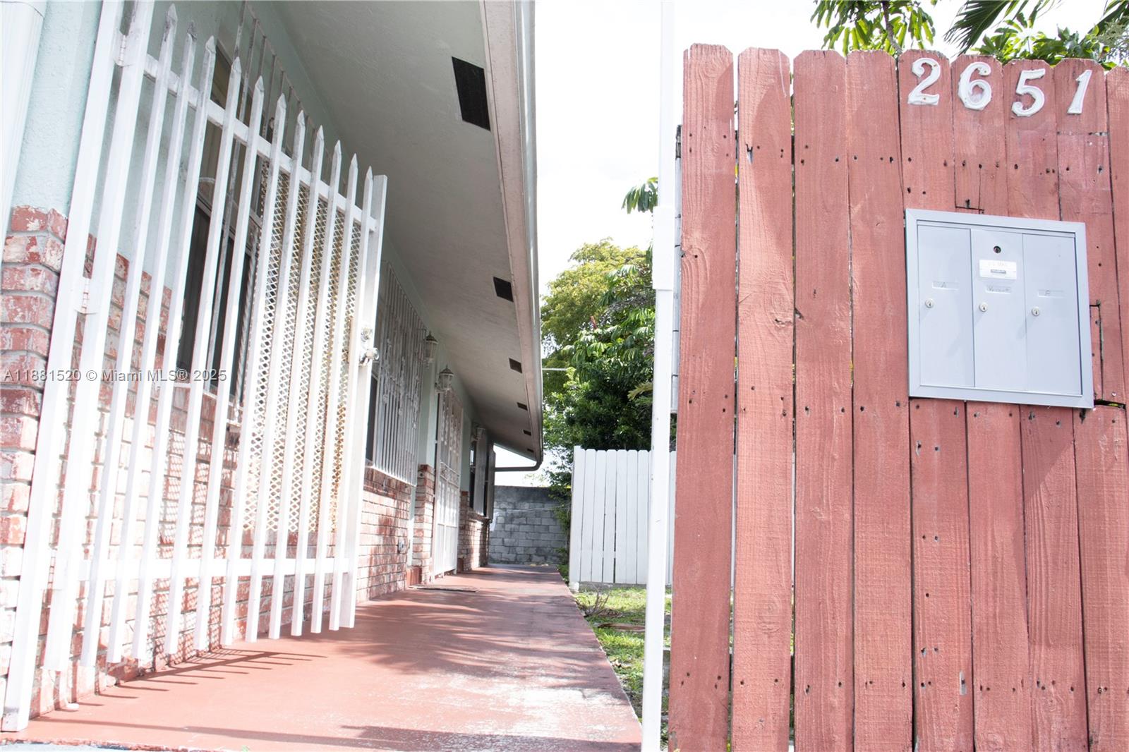 RIVERLAND VILLAGE PARK - Residential Income