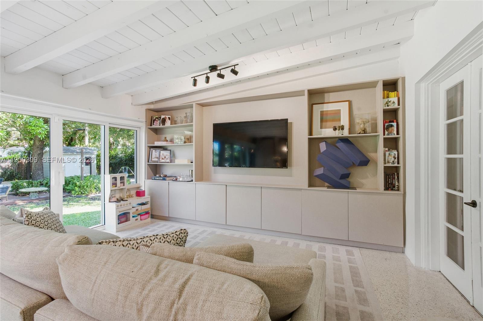 EL PORTAL - Residential