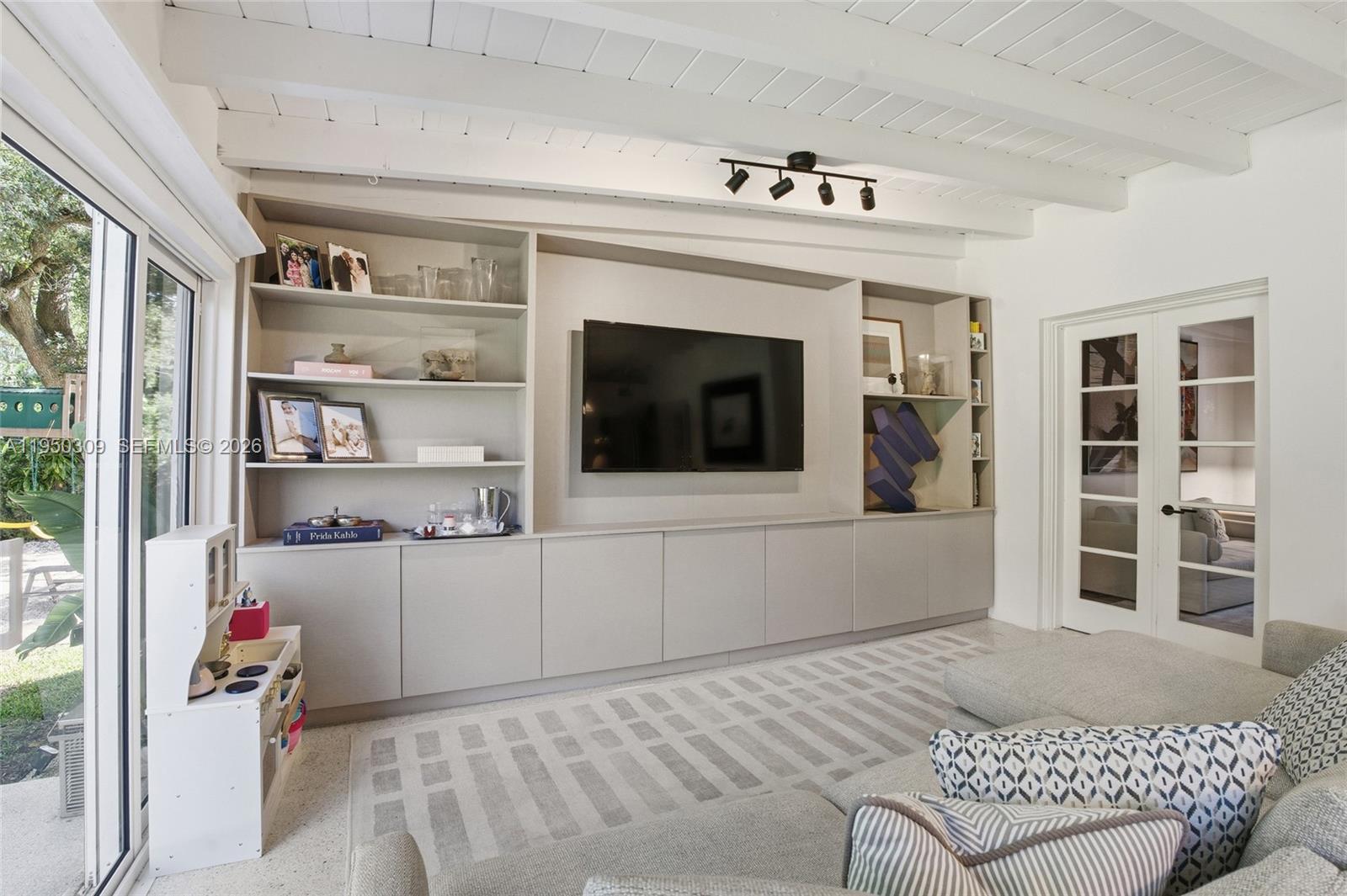 EL PORTAL - Residential