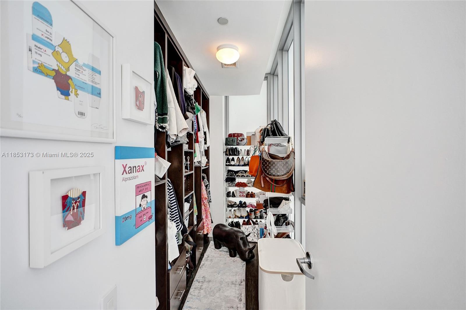 MARQUIS CONDO - Residential