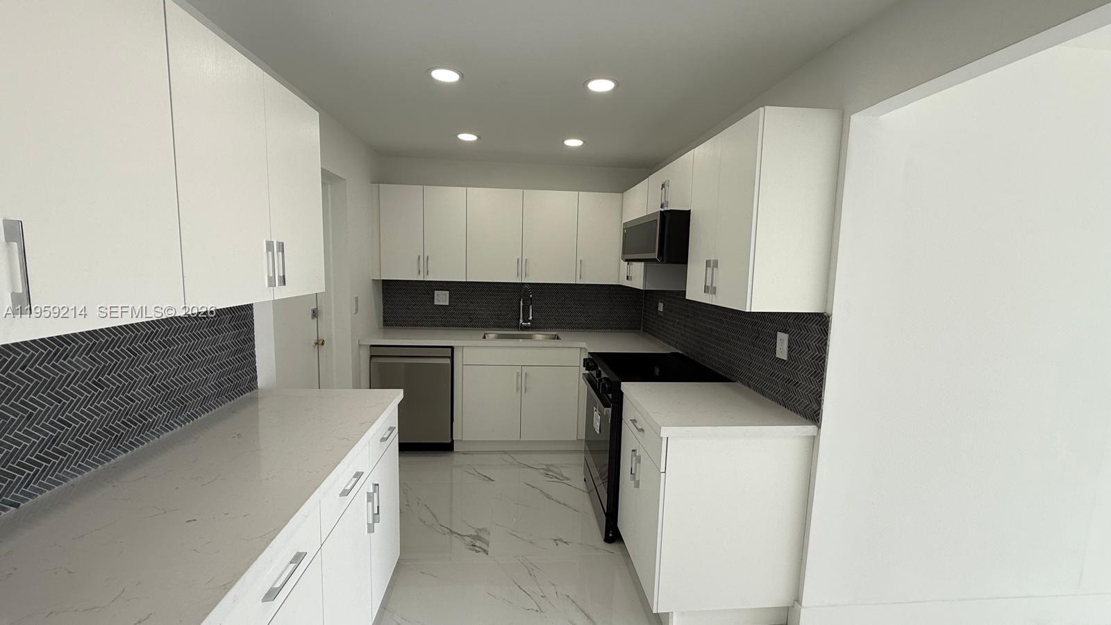 ANDOR PLAZA CONDO - Residential