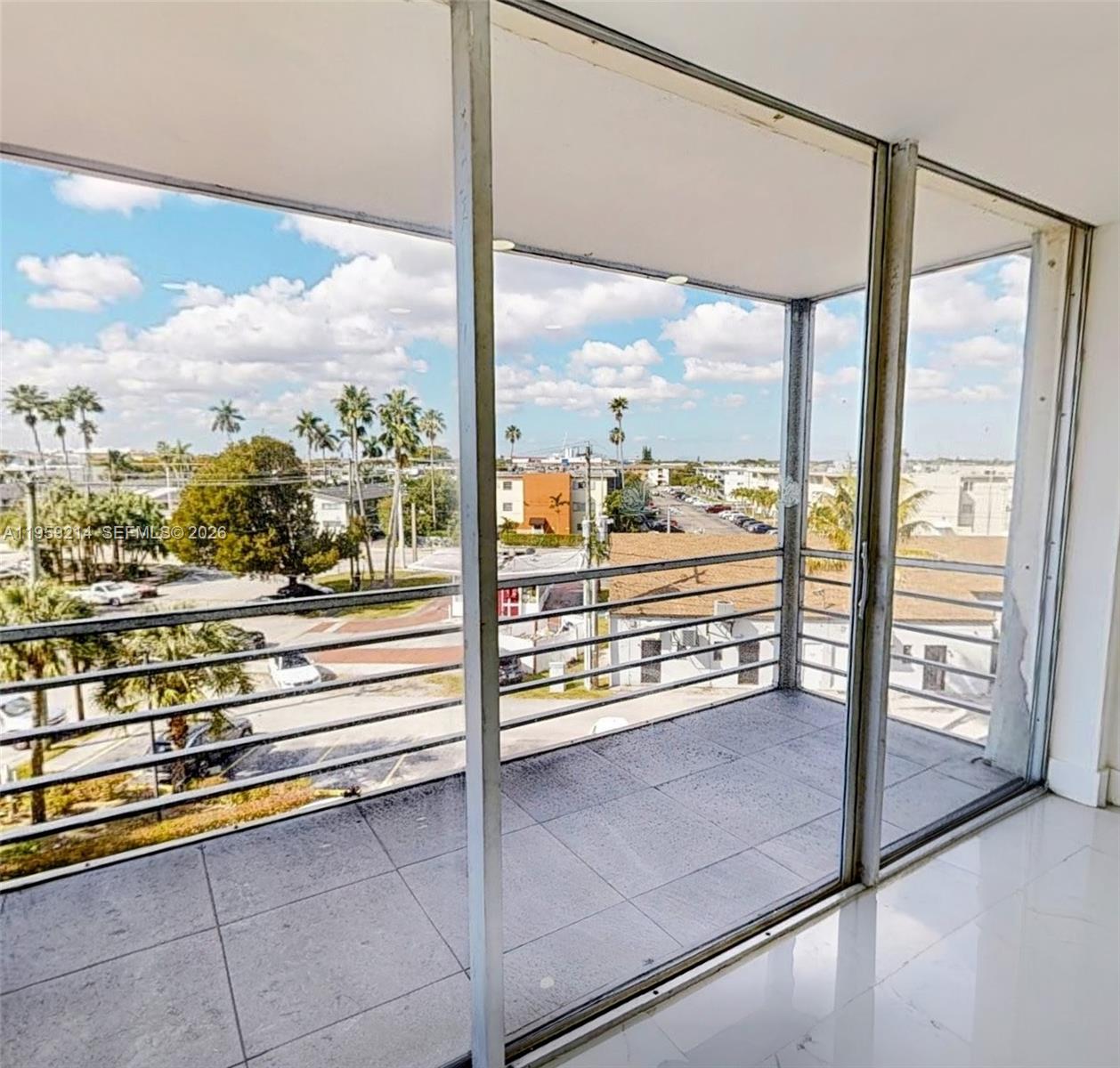 ANDOR PLAZA CONDO - Residential
