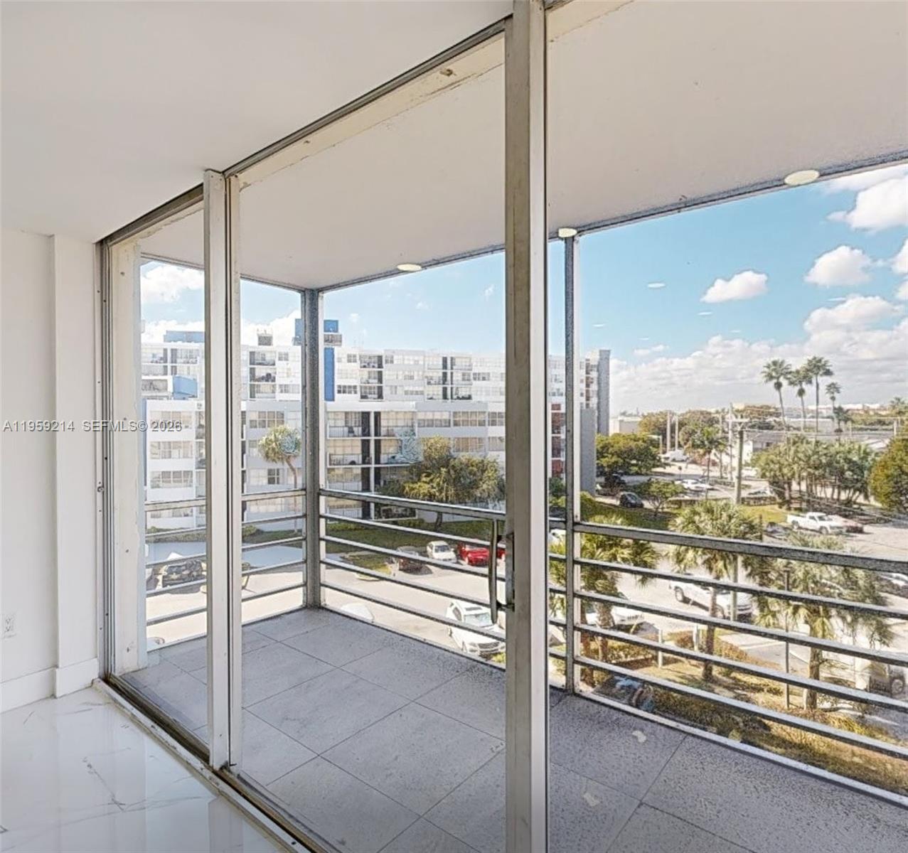 ANDOR PLAZA CONDO - Residential