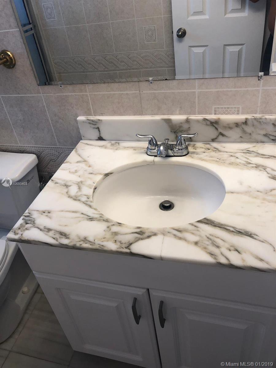 RIVIERA TOWERS CONDO - Residential Lease