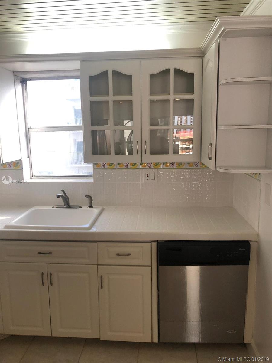 RIVIERA TOWERS CONDO - Residential Lease