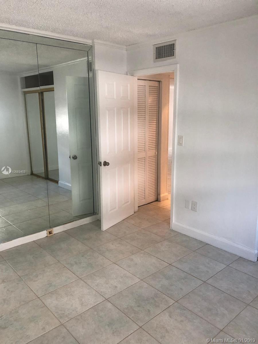 RIVIERA TOWERS CONDO - Residential Lease