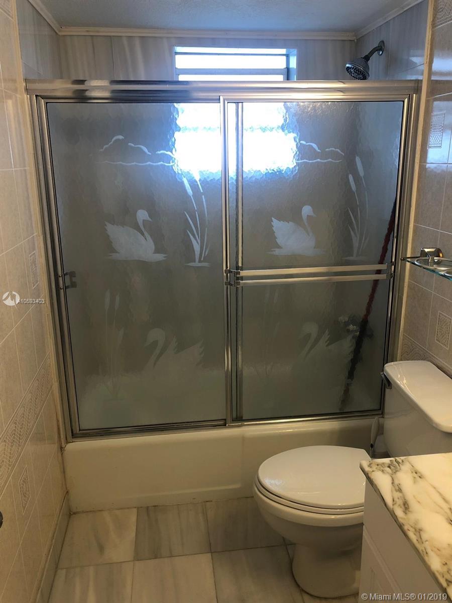 RIVIERA TOWERS CONDO - Residential Lease