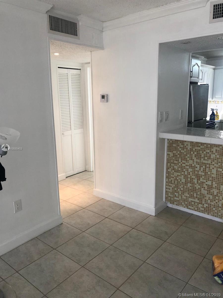 RIVIERA TOWERS CONDO - Residential Lease