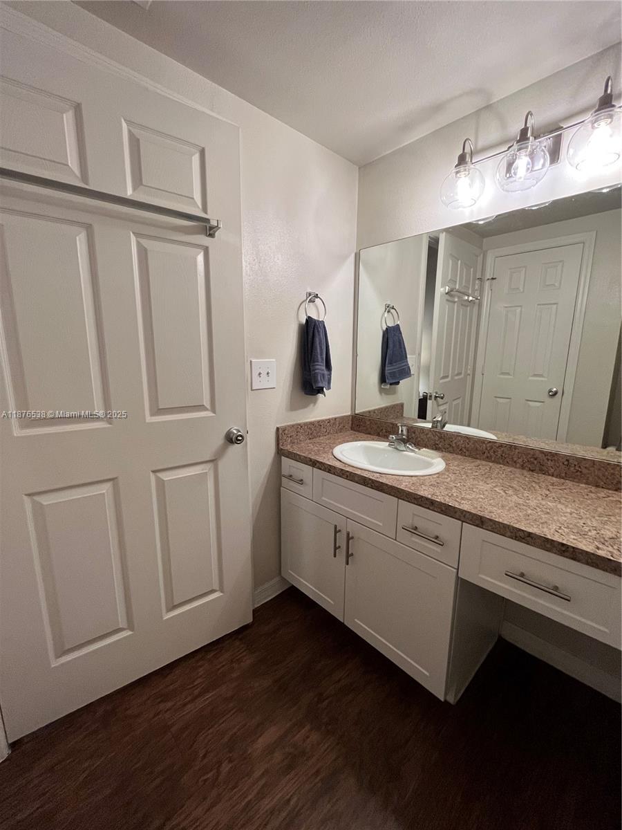 MARQUESA CONDO - Residential Lease