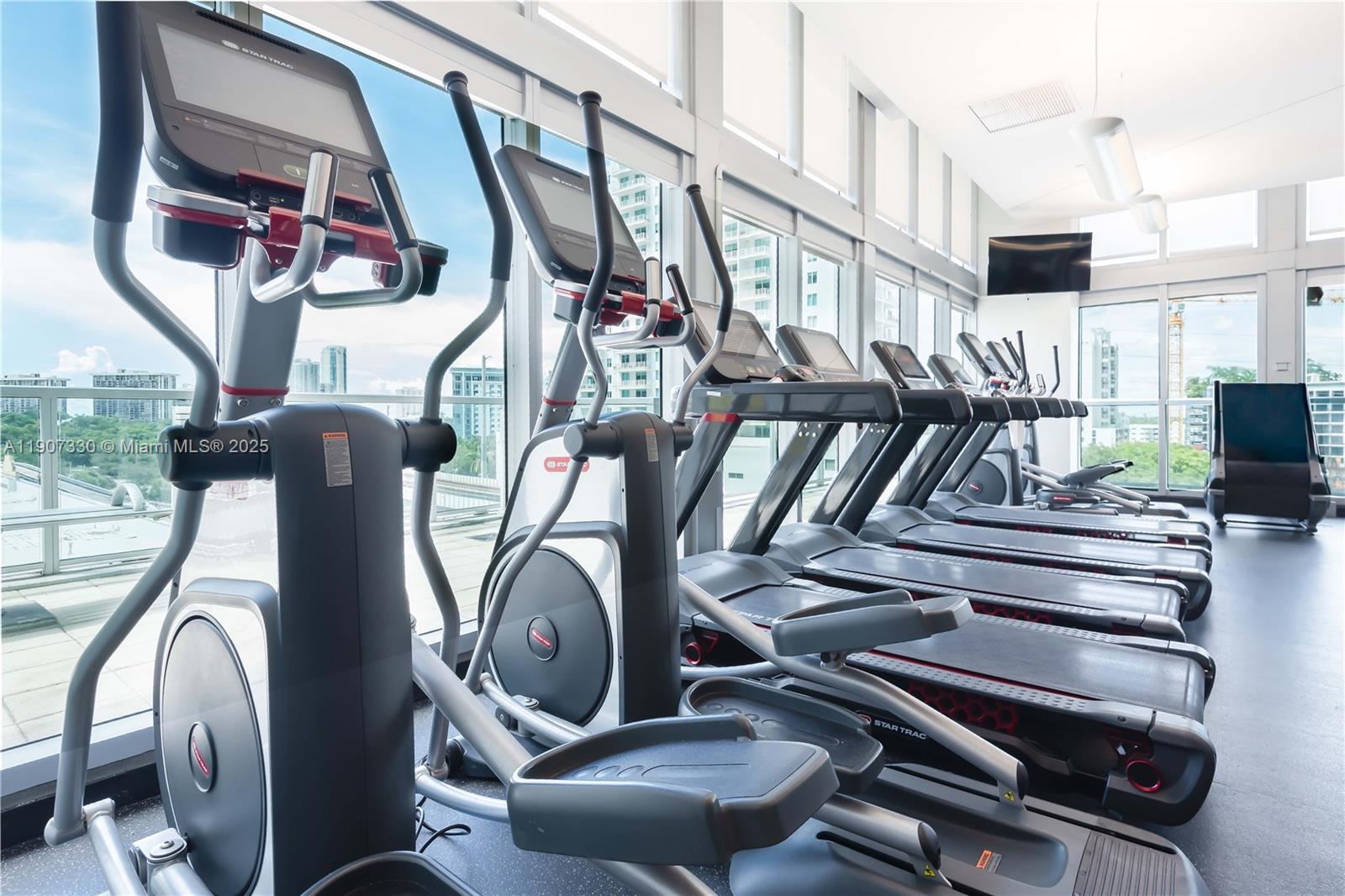 THE AXIS ON BRICKELL COND - Residential Lease