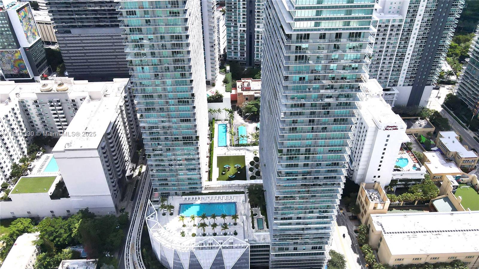 THE AXIS ON BRICKELL COND - Residential Lease
