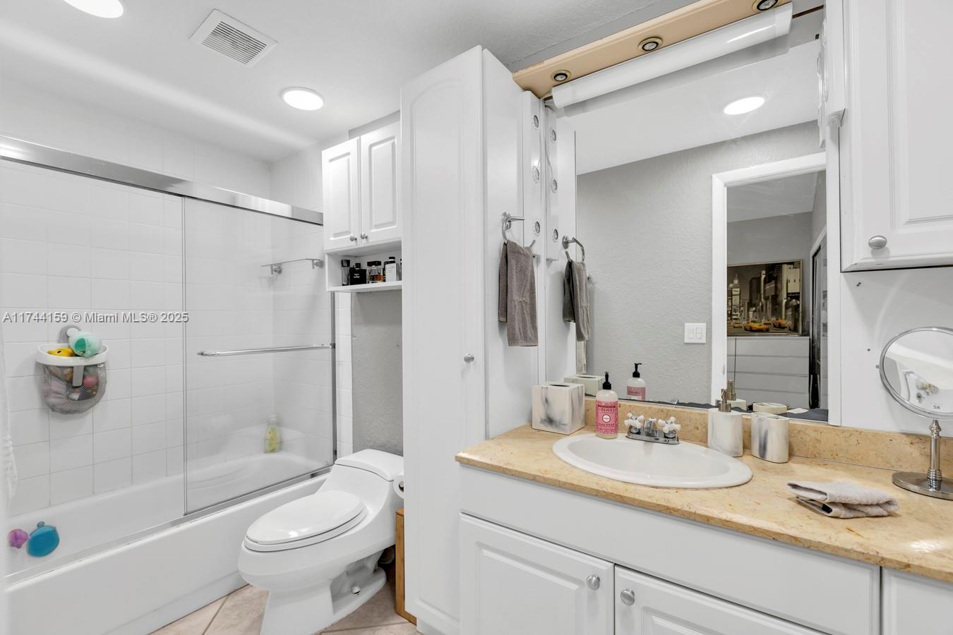 BOCA VILLAGE PH I-A CONDO - Residential
