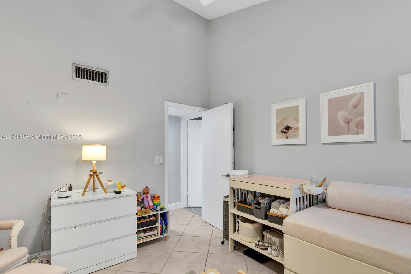 BOCA VILLAGE PH I-A CONDO - Residential