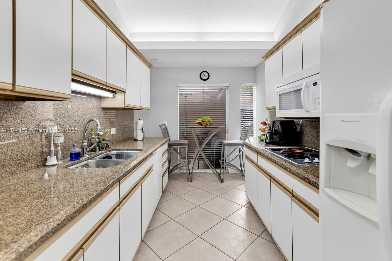 BOCA VILLAGE PH I-A CONDO - Residential
