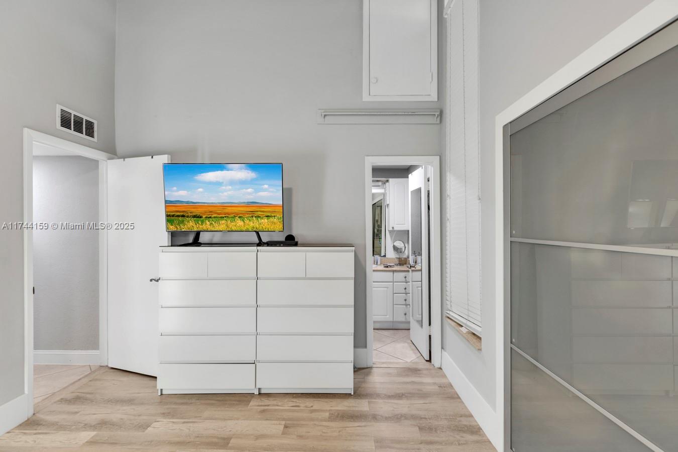BOCA VILLAGE PH I-A CONDO - Residential