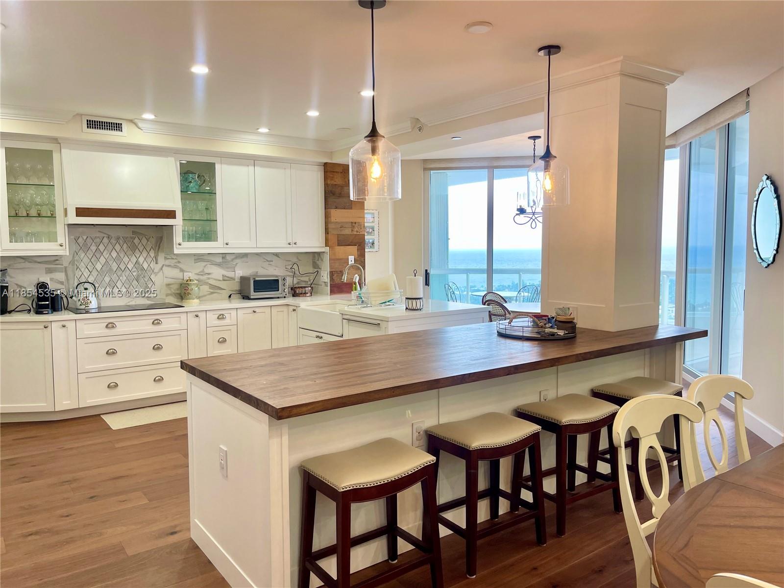 ATLANTIC III AT THE POINT - Residential Lease