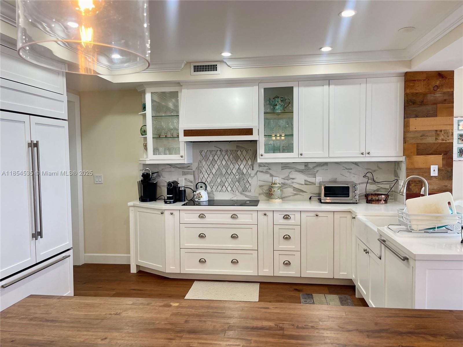 ATLANTIC III AT THE POINT - Residential Lease