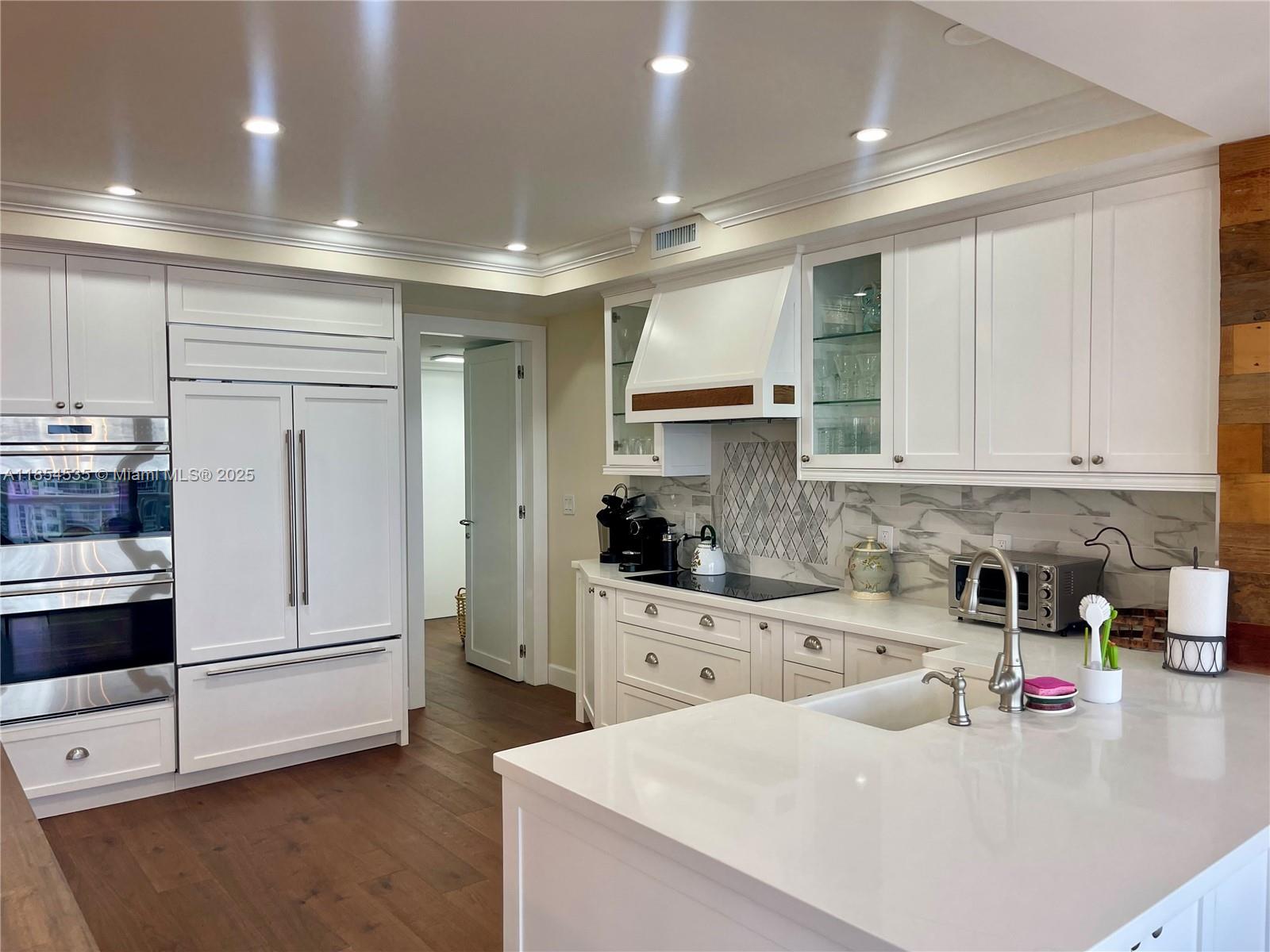ATLANTIC III AT THE POINT - Residential Lease