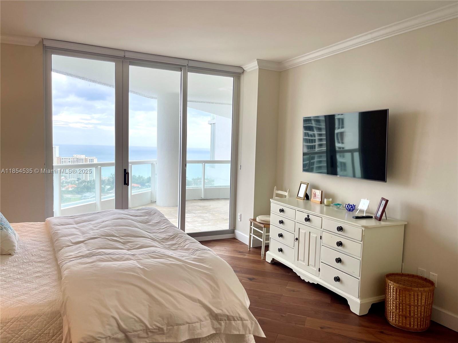ATLANTIC III AT THE POINT - Residential Lease