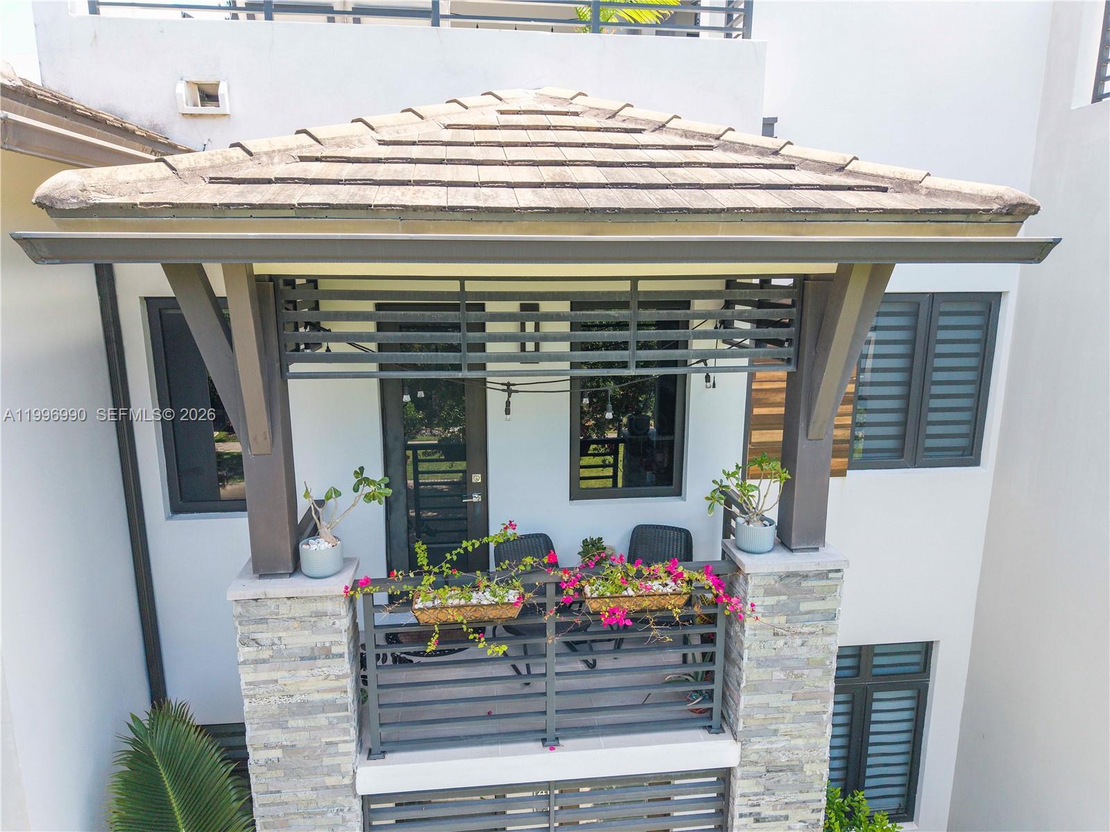 DOWNTOWN DORAL SOUTH PHAS - Residential