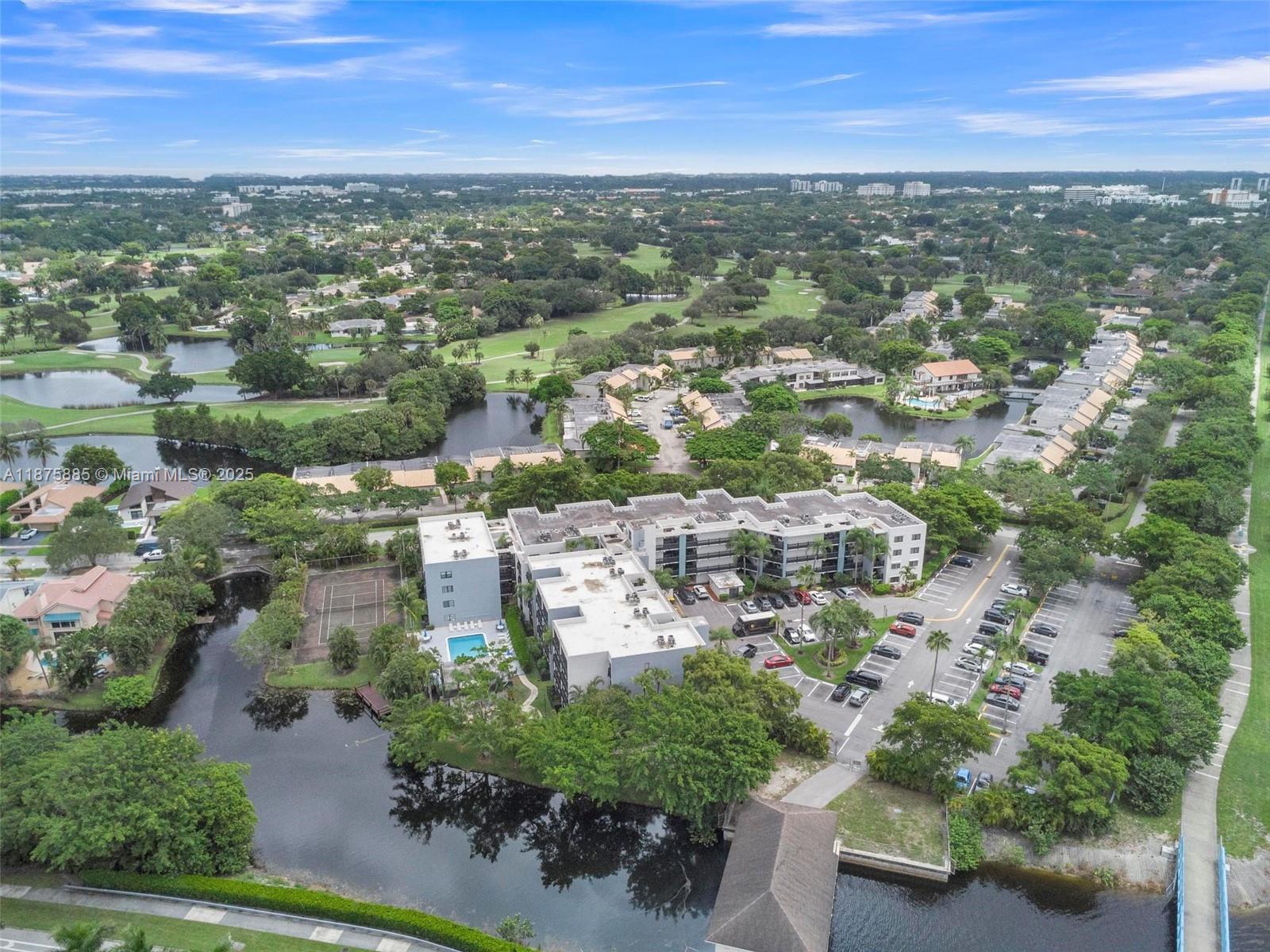 MANARANDA VILLAGE CONDO - Residential