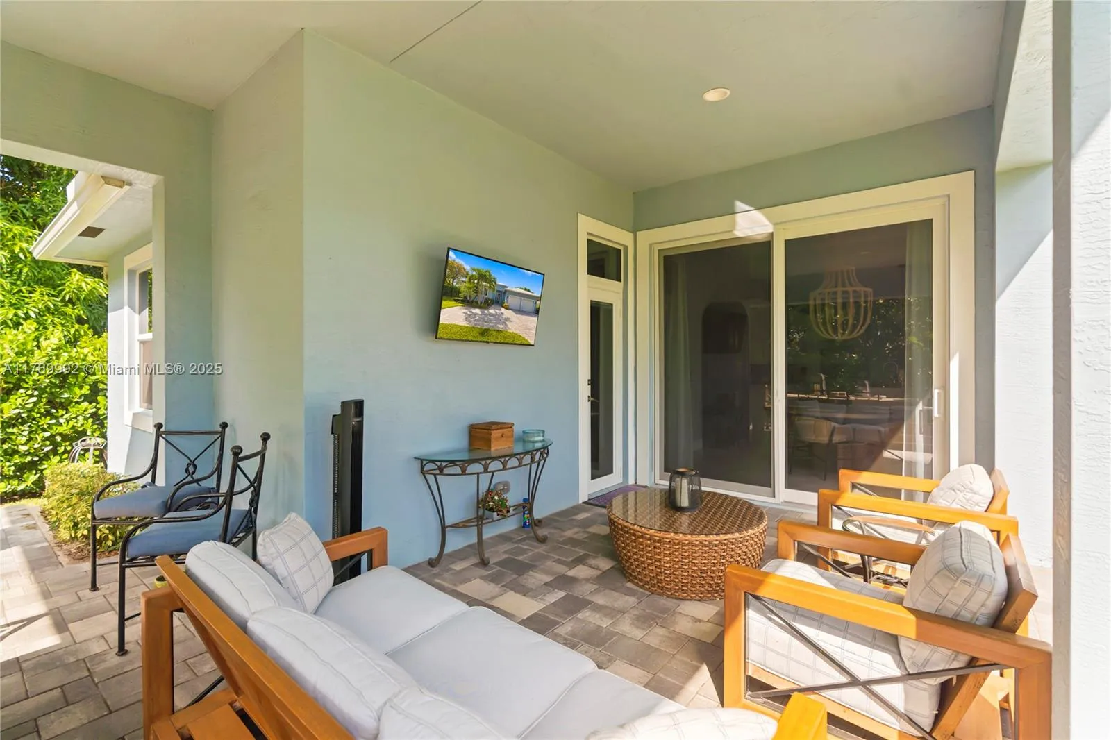 Delray Beach, Florida 33444, United States, 4 Bedrooms Bedrooms, ,3 BathroomsBathrooms,Residential,Active,94953