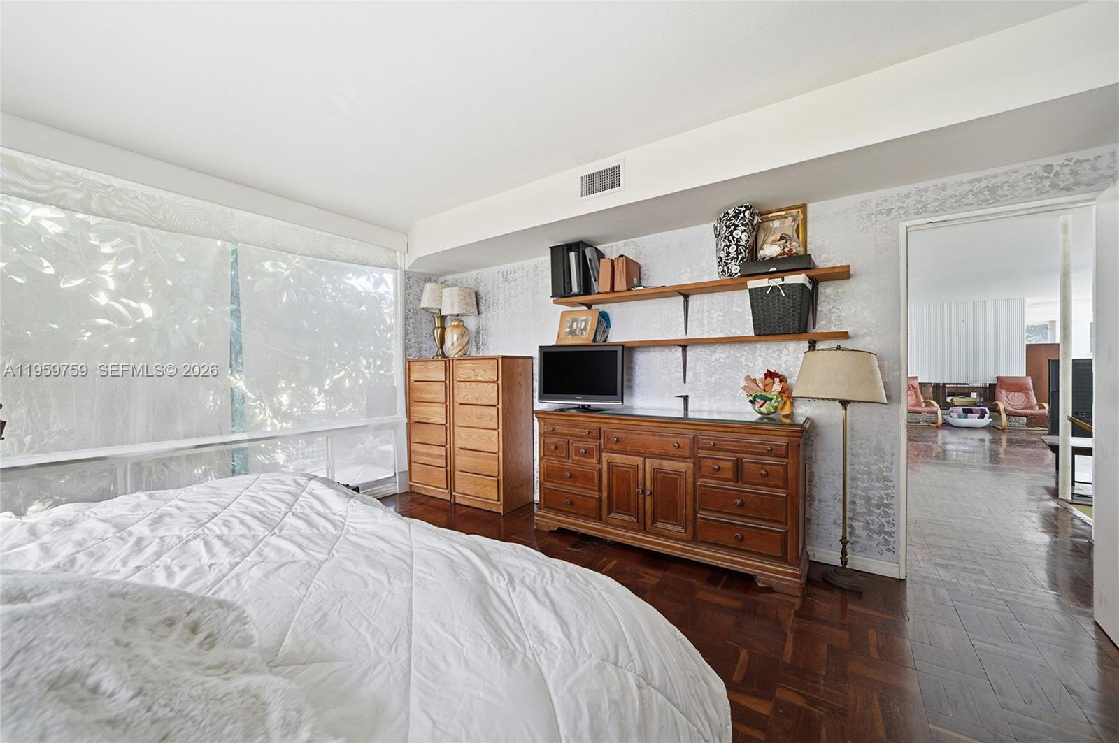 HARBOR BEACH - Residential