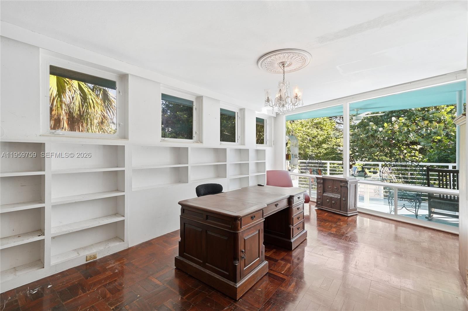 HARBOR BEACH - Residential