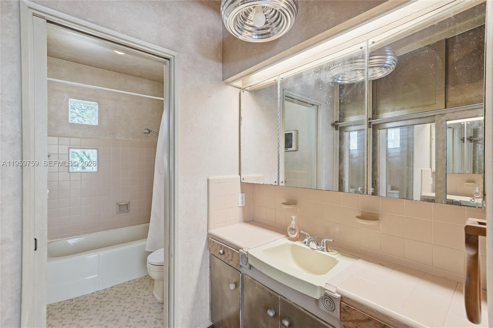 HARBOR BEACH - Residential