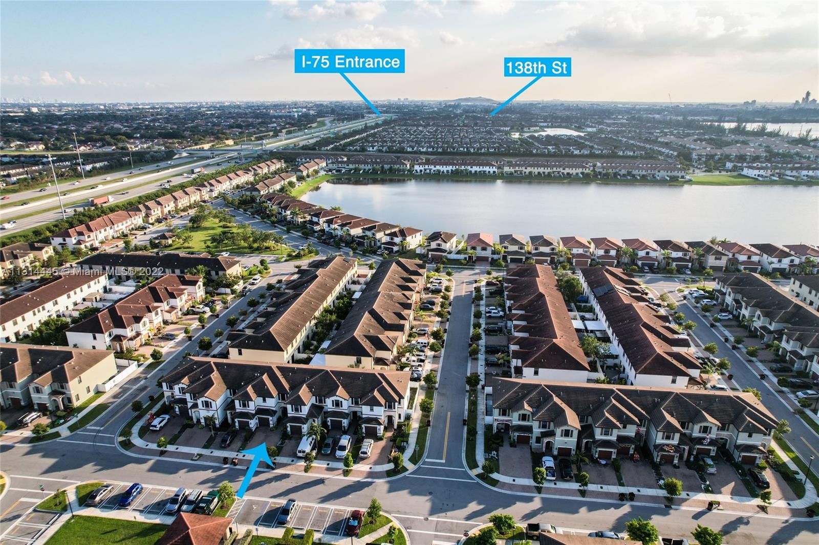 AQUABELLA SECTION ONE - Residential