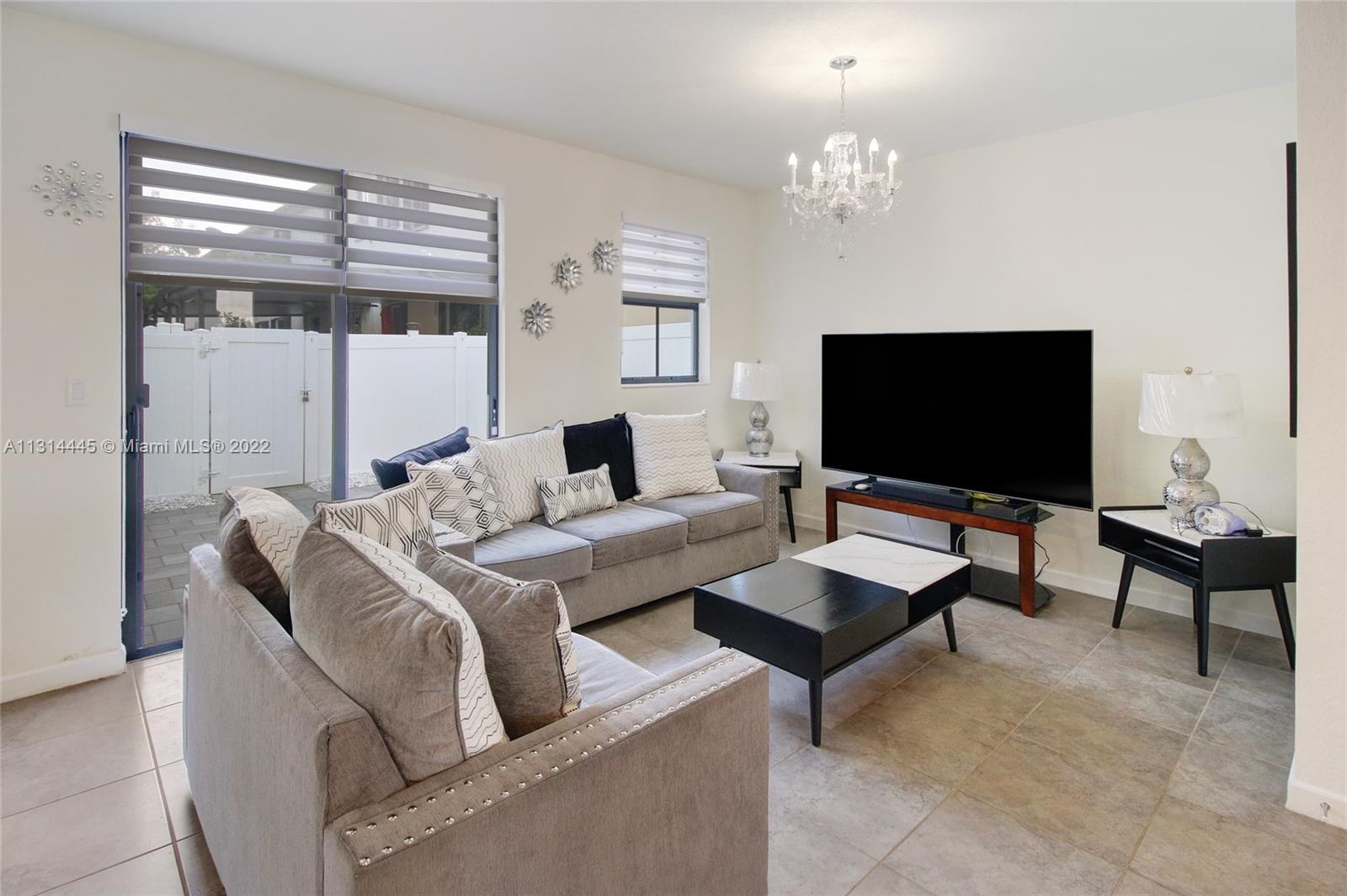 AQUABELLA SECTION ONE - Residential