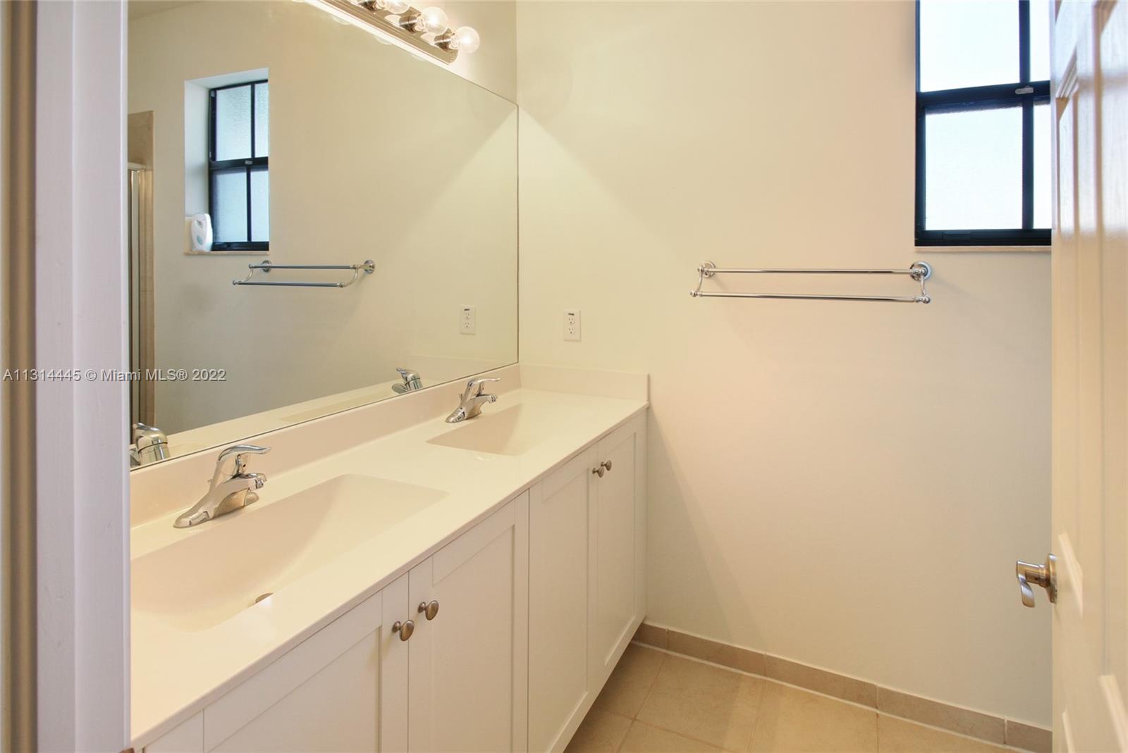 AQUABELLA SECTION ONE - Residential