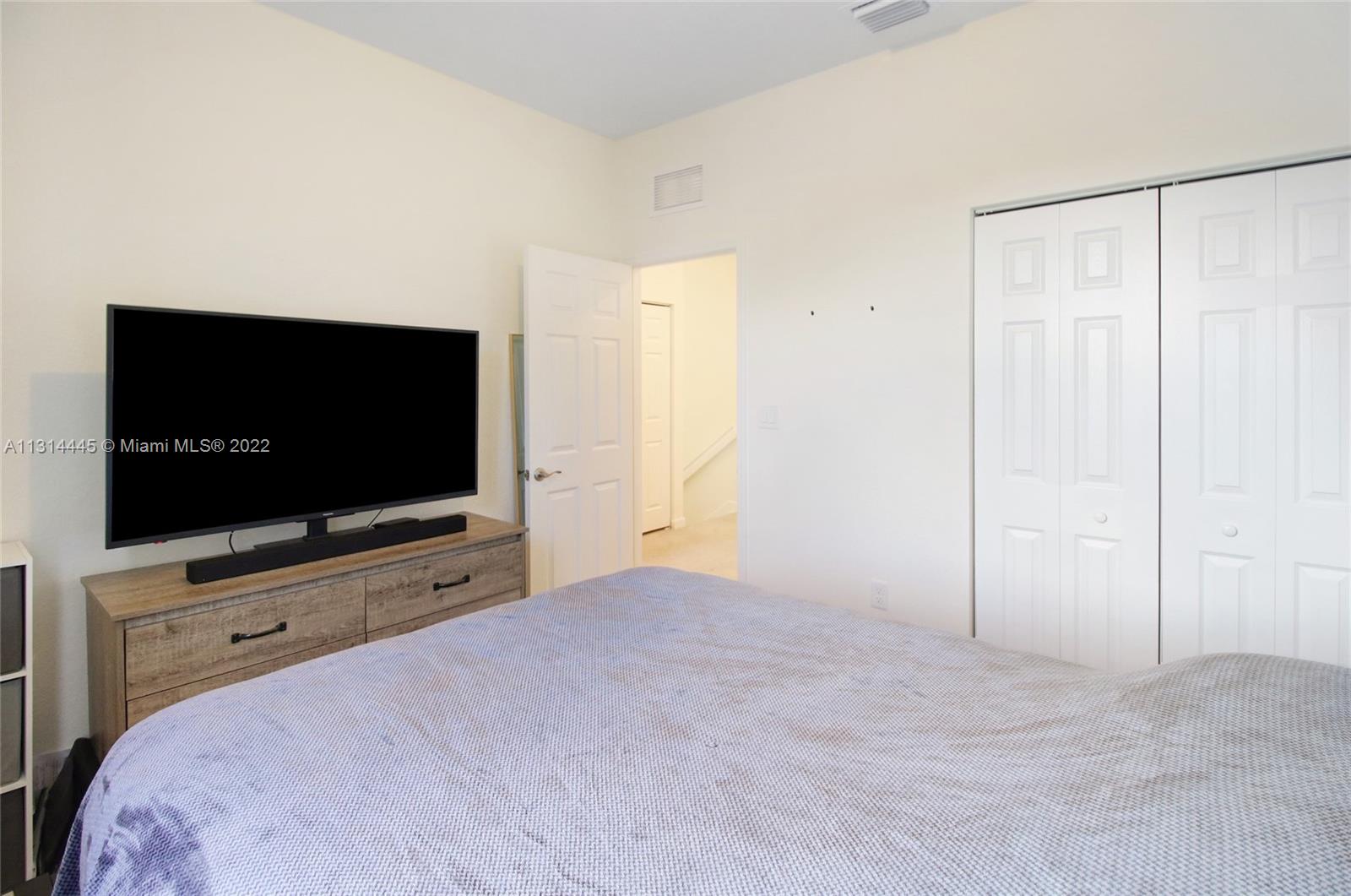 AQUABELLA SECTION ONE - Residential