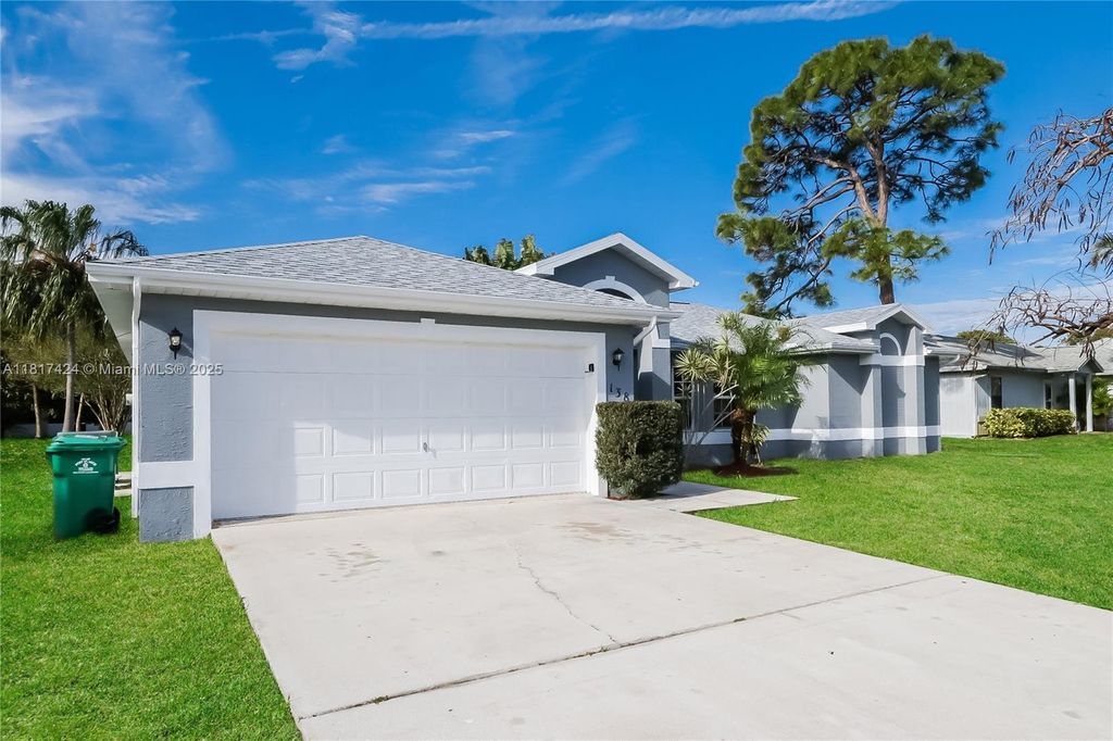 Photo of 138 SW Bedford Rd, Port St Lucie, FL 34953 (MLS # A11817424)