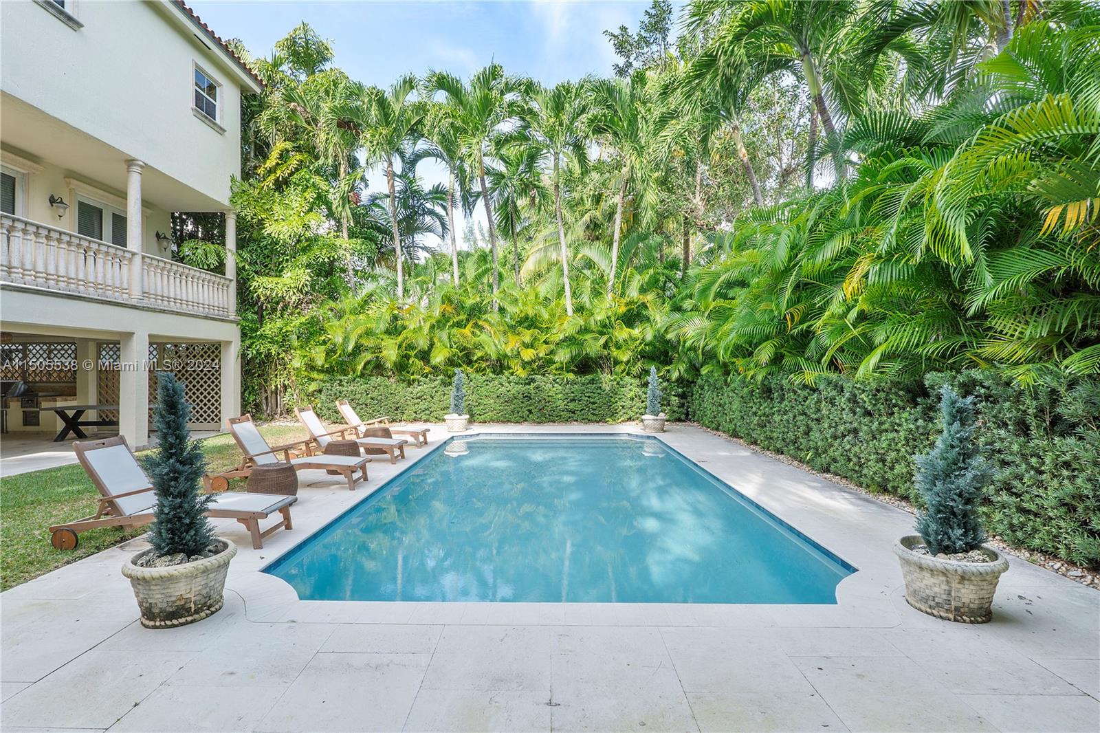 FAIRVIEW - Residential