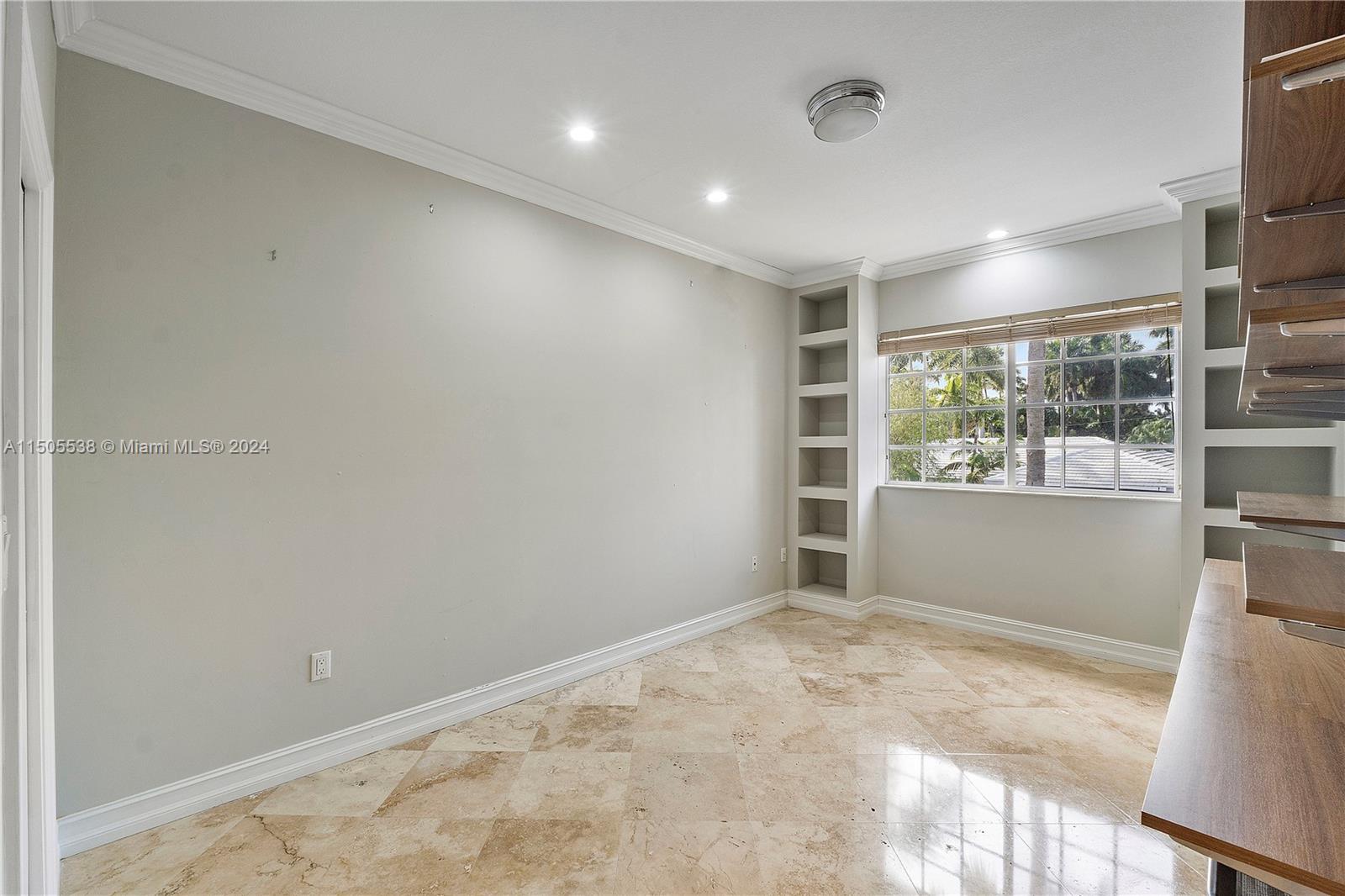 FAIRVIEW - Residential