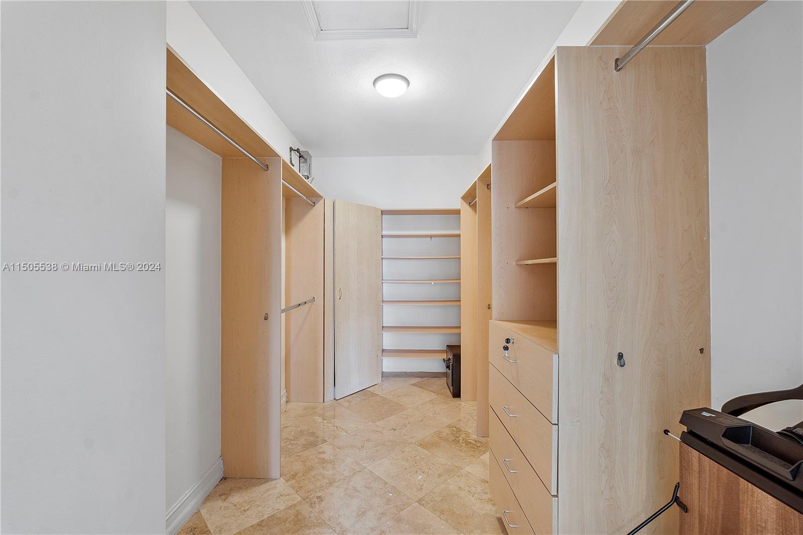 FAIRVIEW - Residential