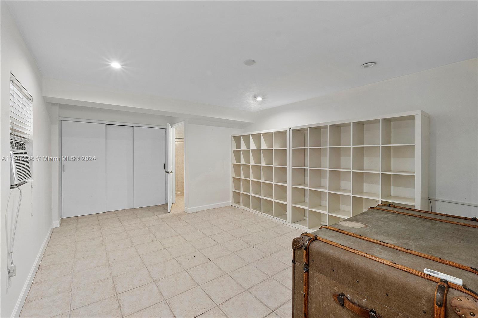 FAIRVIEW - Residential