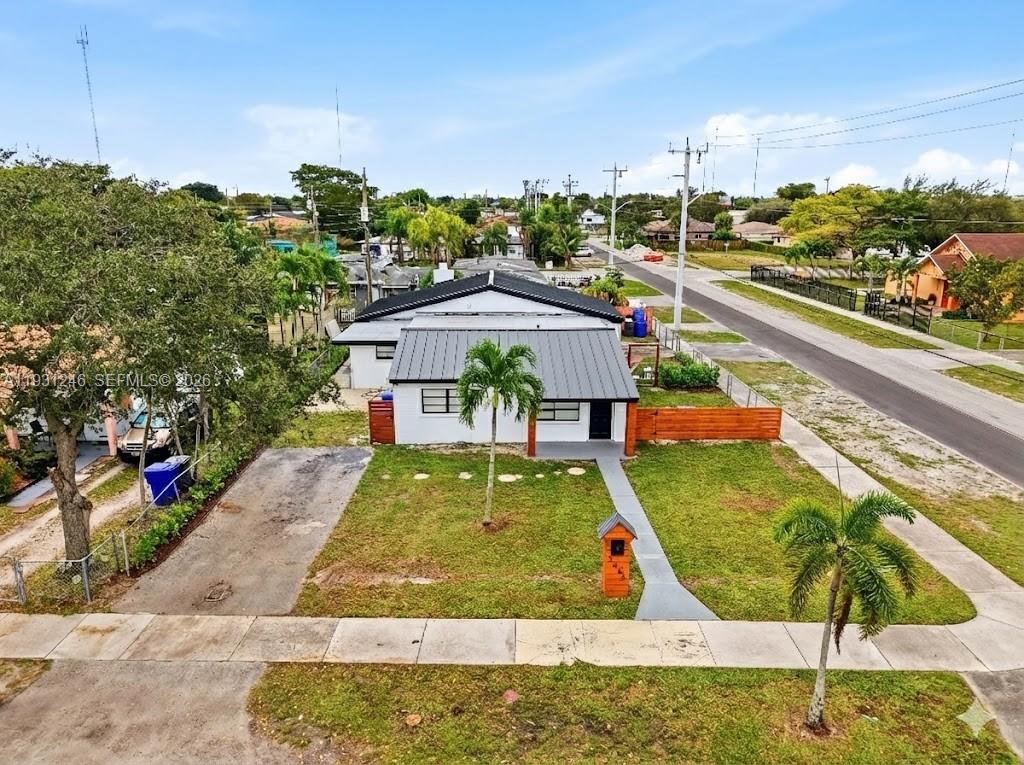 WASHINGTON PARK HALLANDAL - Residential Income