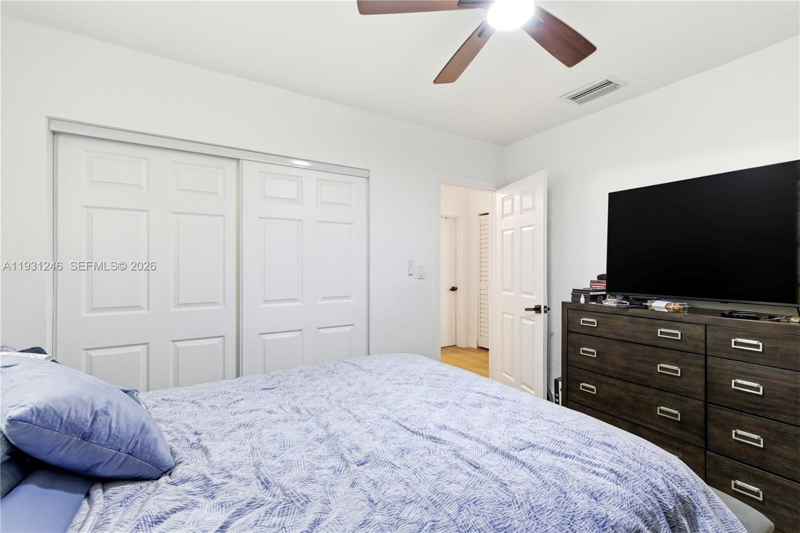 WASHINGTON PARK HALLANDAL - Residential Income