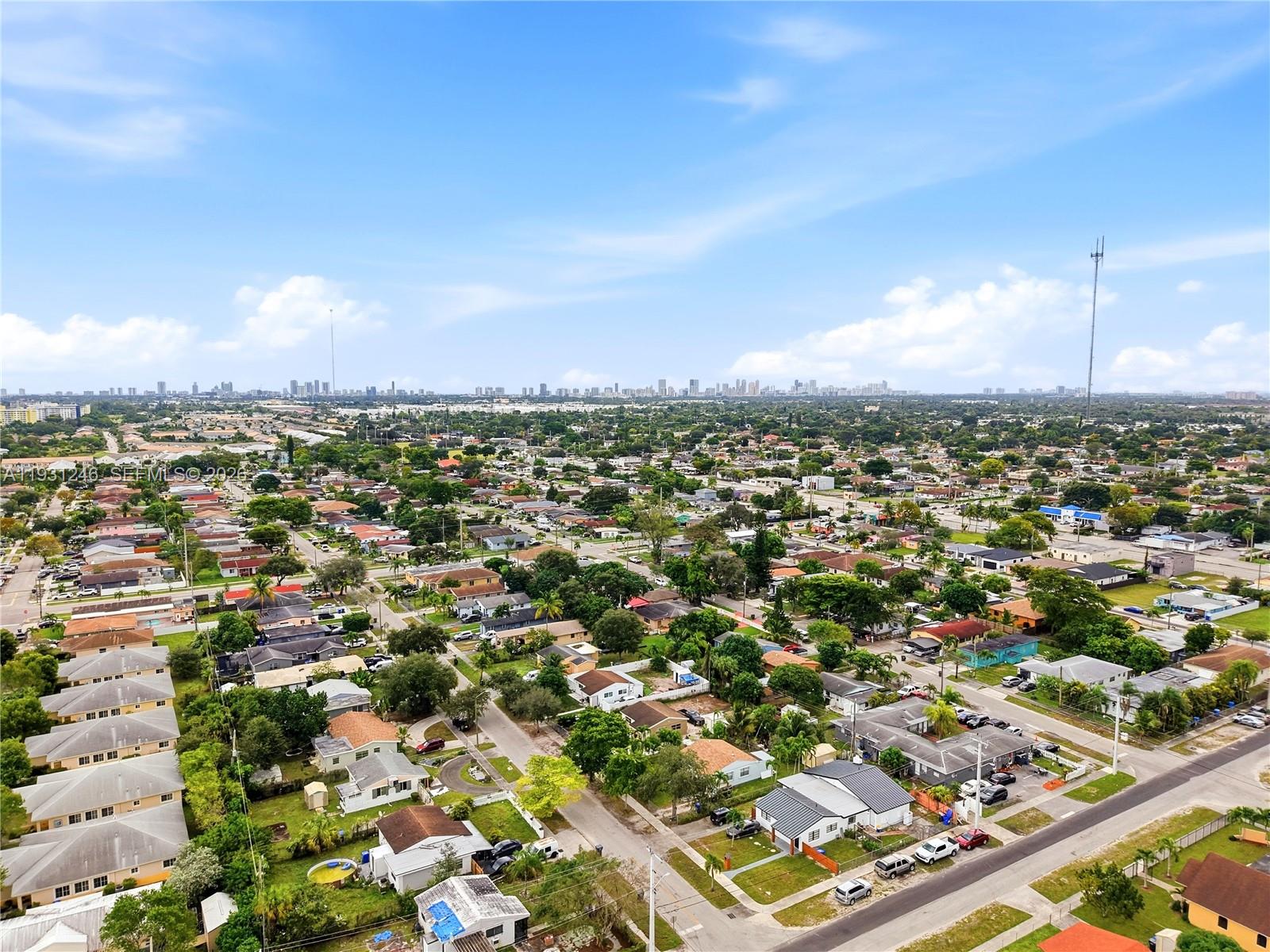 WASHINGTON PARK HALLANDAL - Residential Income