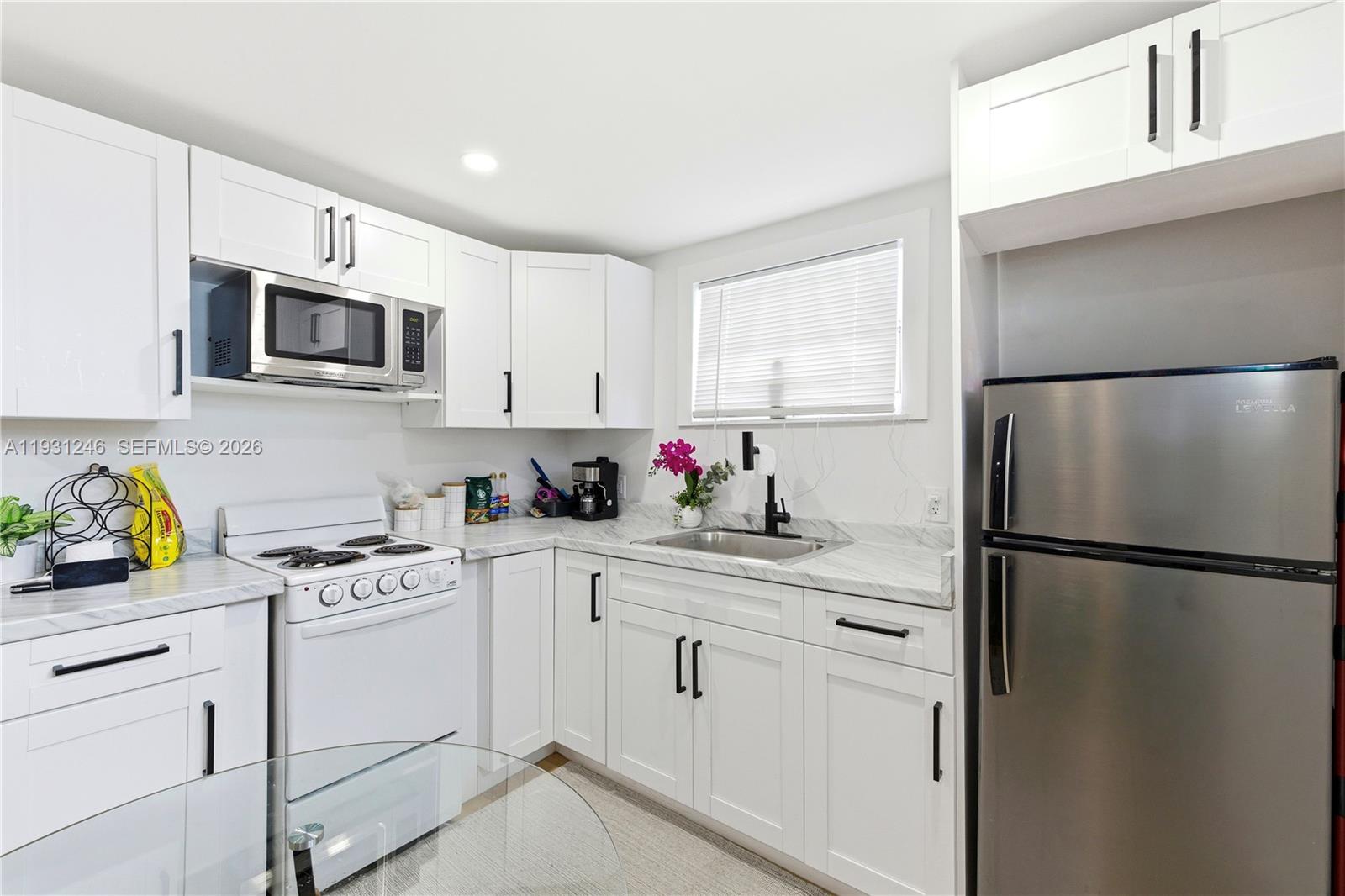 WASHINGTON PARK HALLANDAL - Residential Income