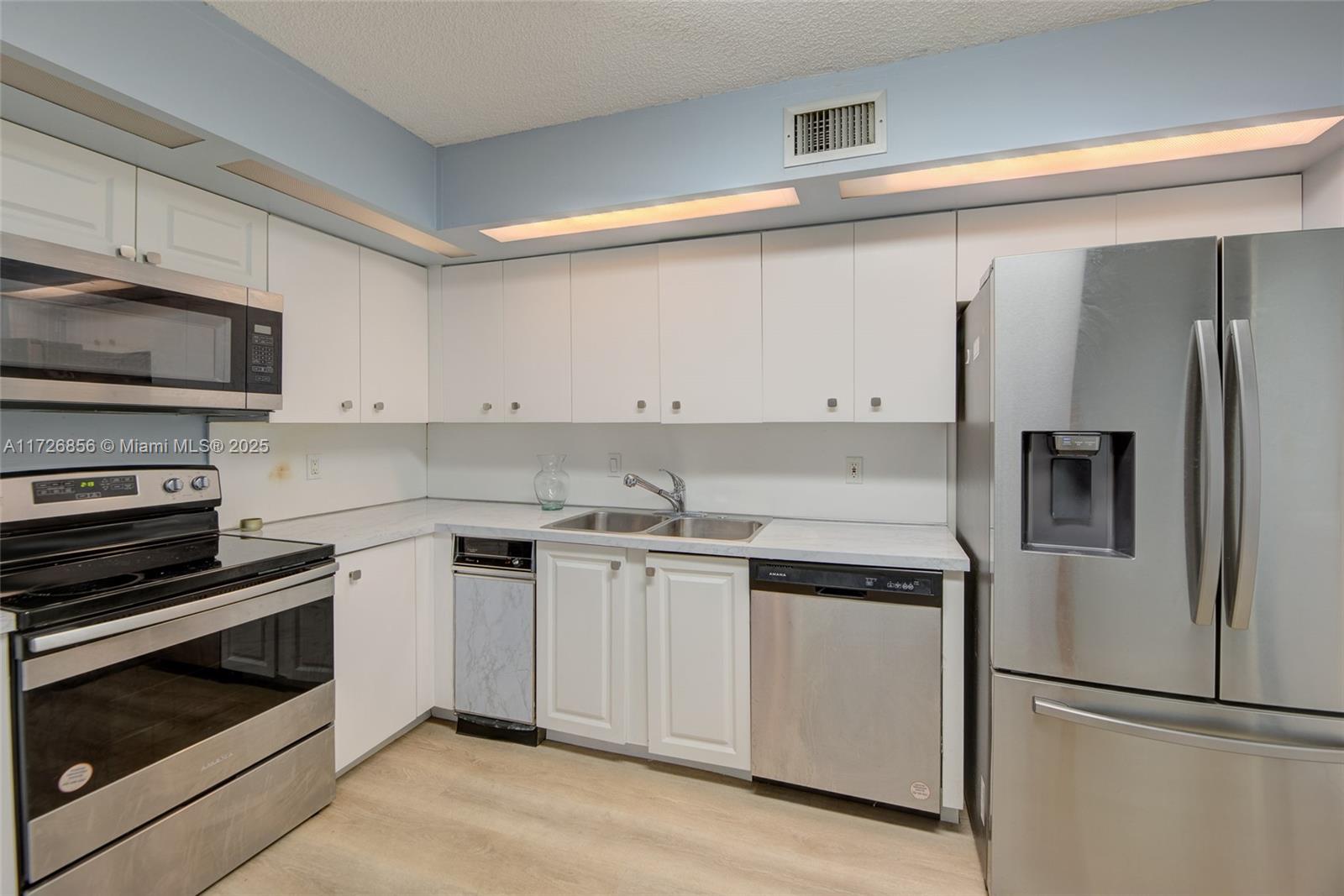 GRANDVIEW AT EMERALD HILLS - Residential