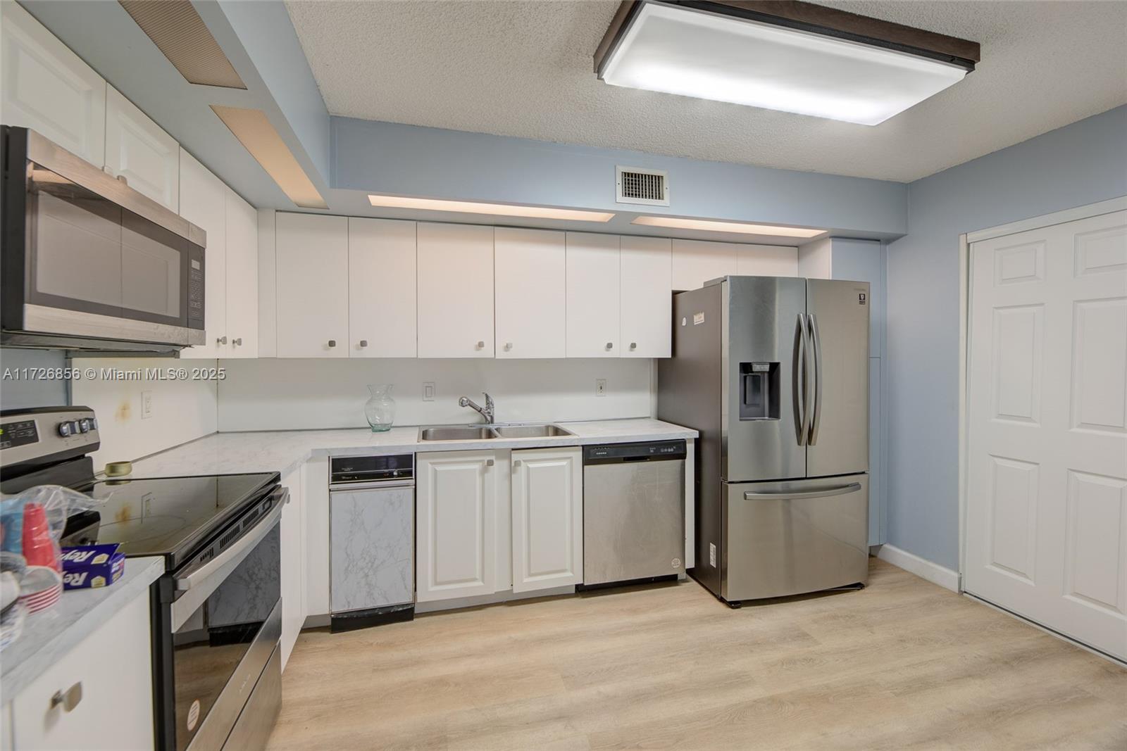 GRANDVIEW AT EMERALD HILLS - Residential