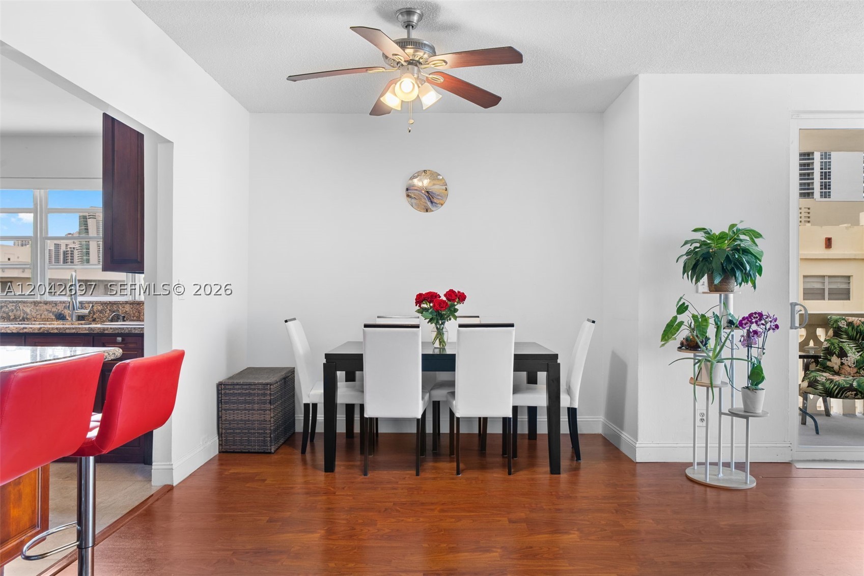 1817 S Ocean Dr PH28