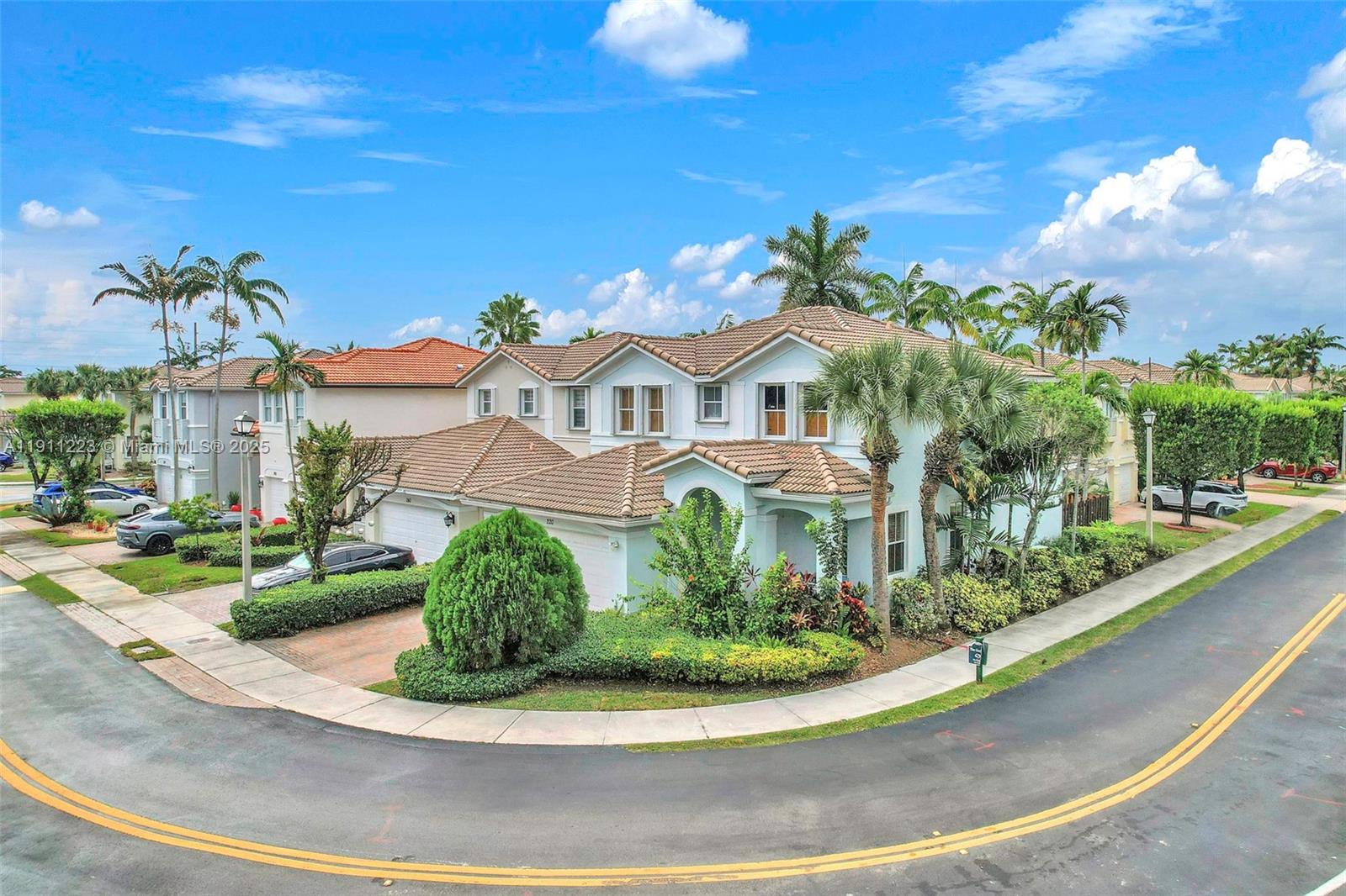 CENTURY VILLAS - Residential