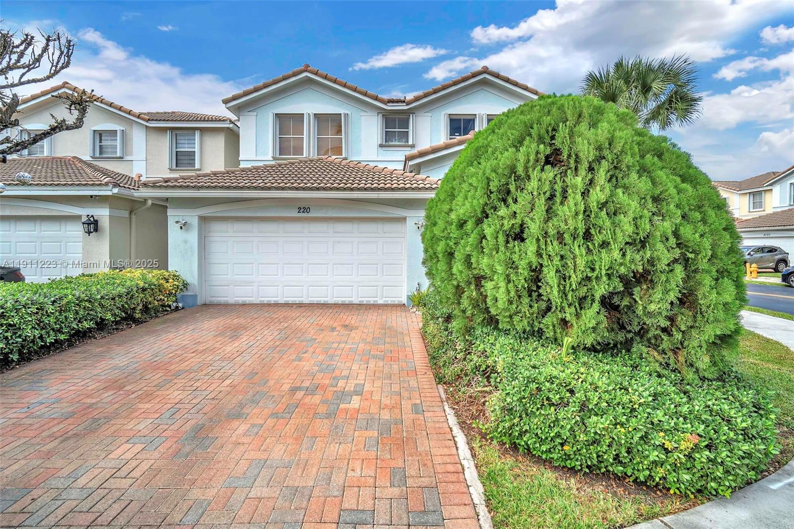 CENTURY VILLAS - Residential