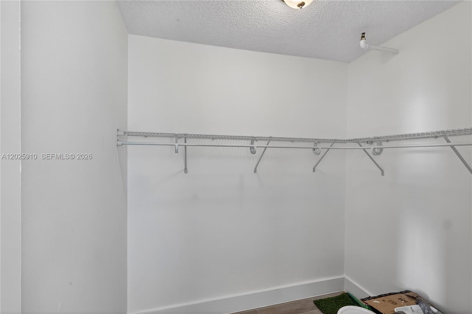 ISLANDER CONDO APTS - Residential