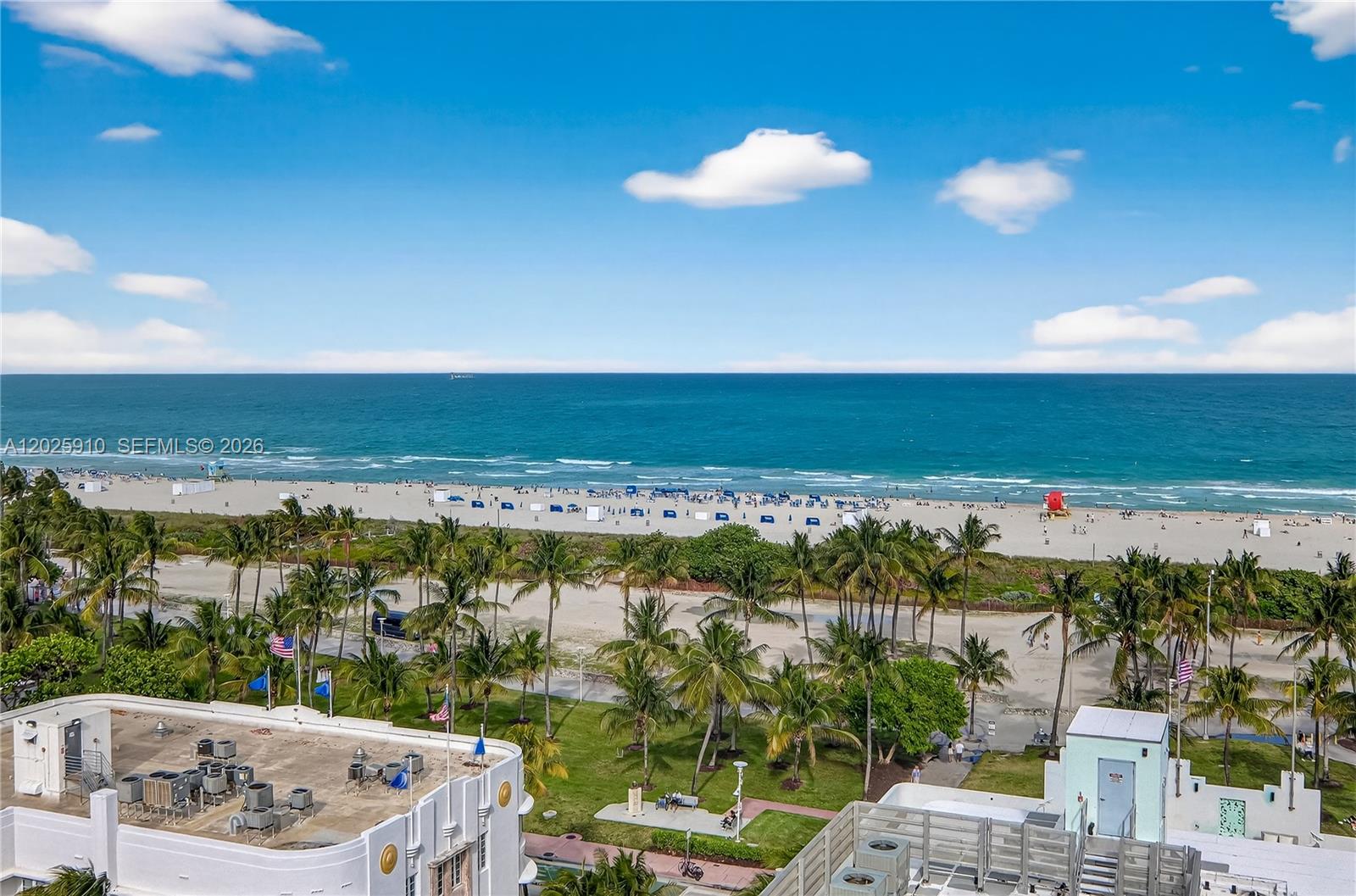 ISLANDER CONDO APTS - Residential